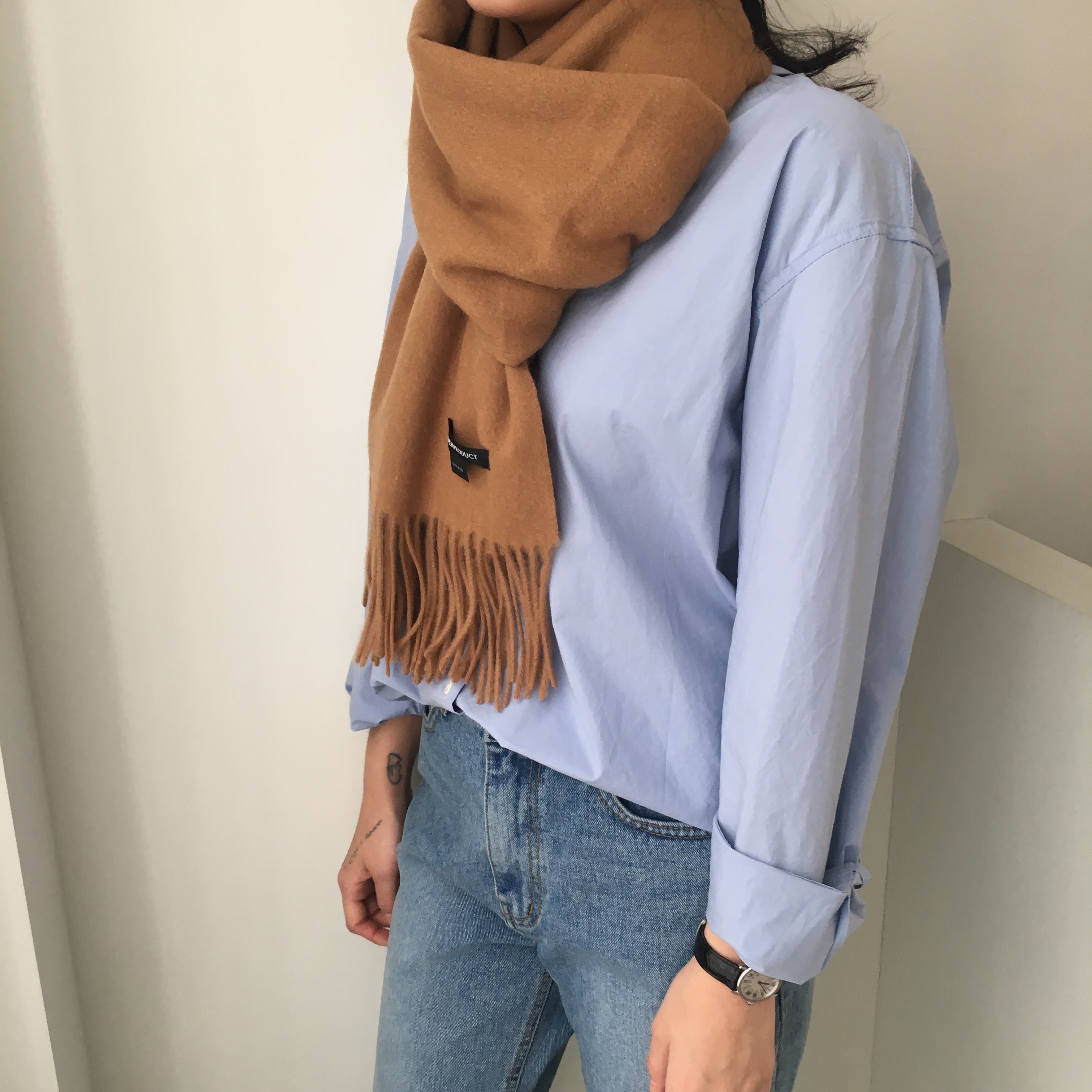 Wool muffler Wool 100 Woman scooping Styling Lovel