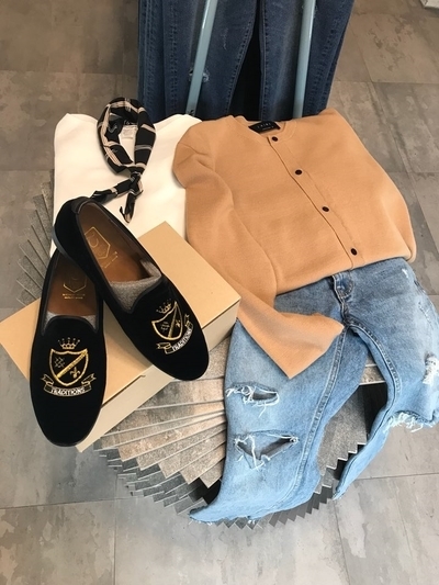 Embroidered velvet shoes Luxurious, luxurious, sty