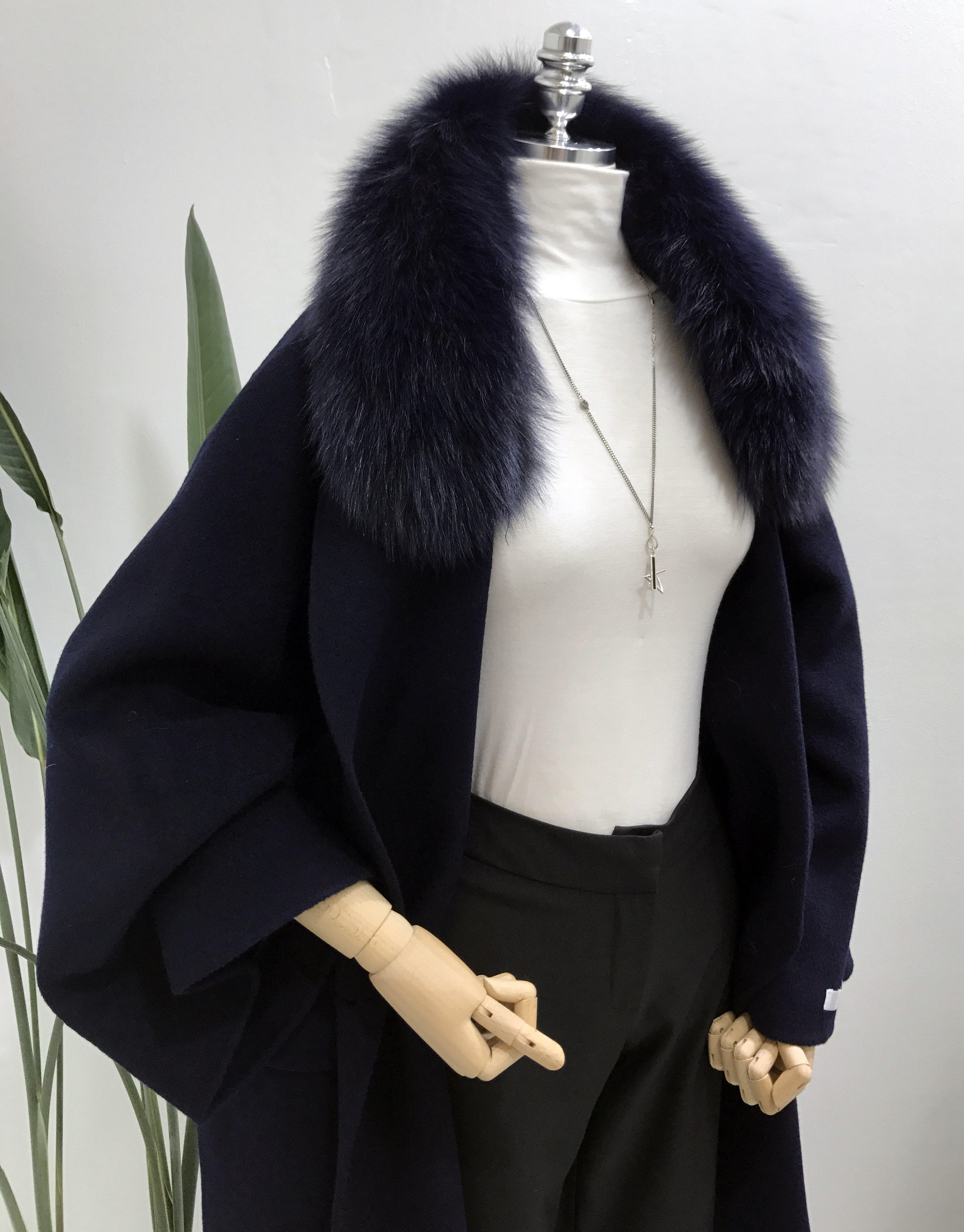 Free Shipping Premium Saga Fox Real Puff Muffler U