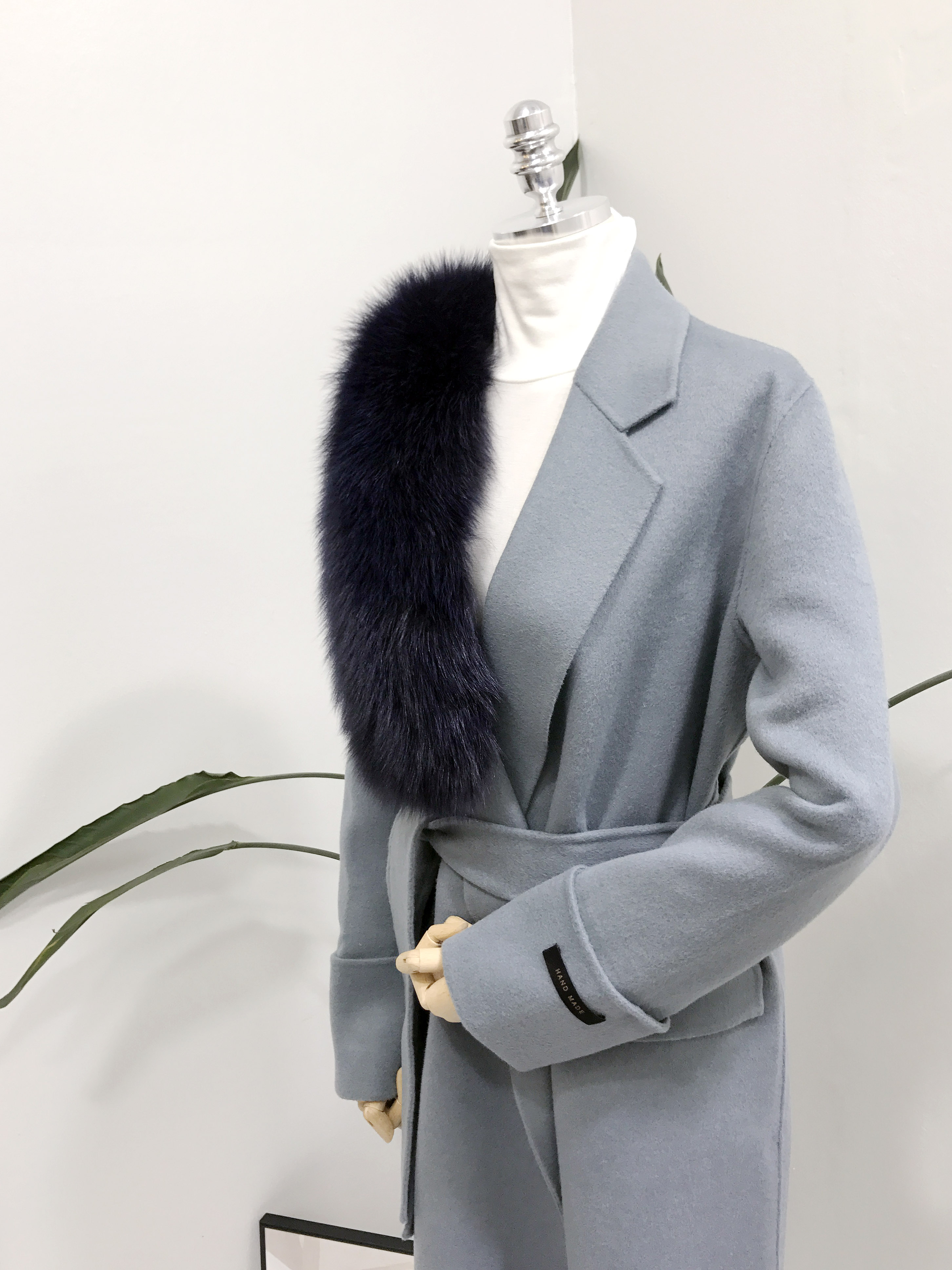 Free Shipping Premium Saga Fox Real Puff Muffler U