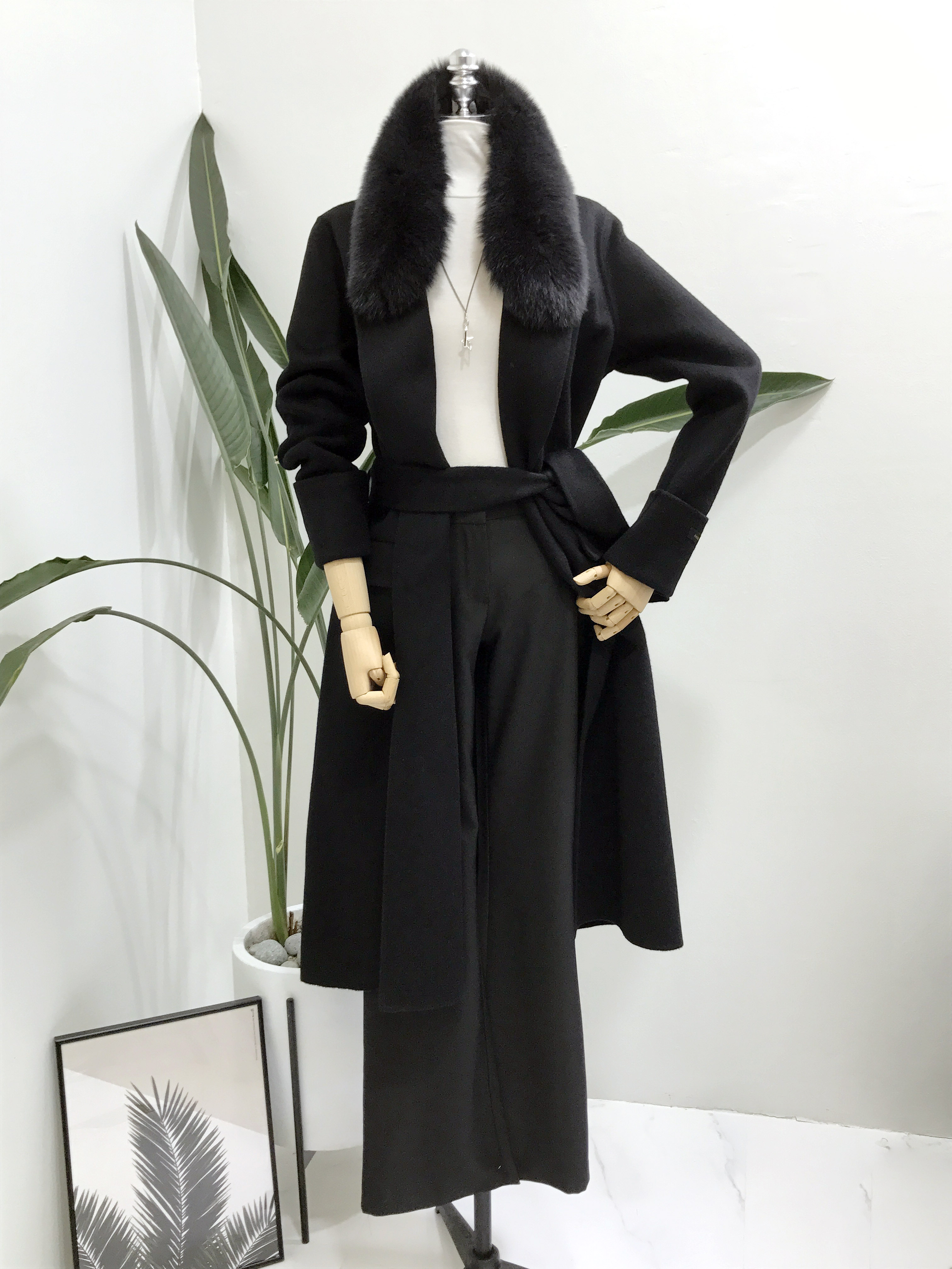 Free Shipping Premium Saga Fox Real Puff Muffler U