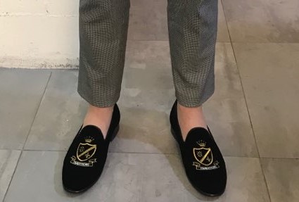 Embroidered velvet shoes Luxurious, luxurious, sty