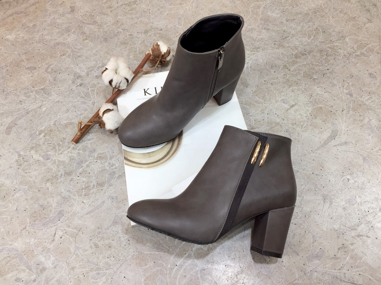 7cm Eyes Feet Comfortable Suede Leather Combinatio