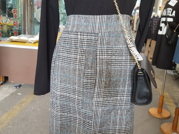 Front Glen check pocket Long skirt H. long skirt