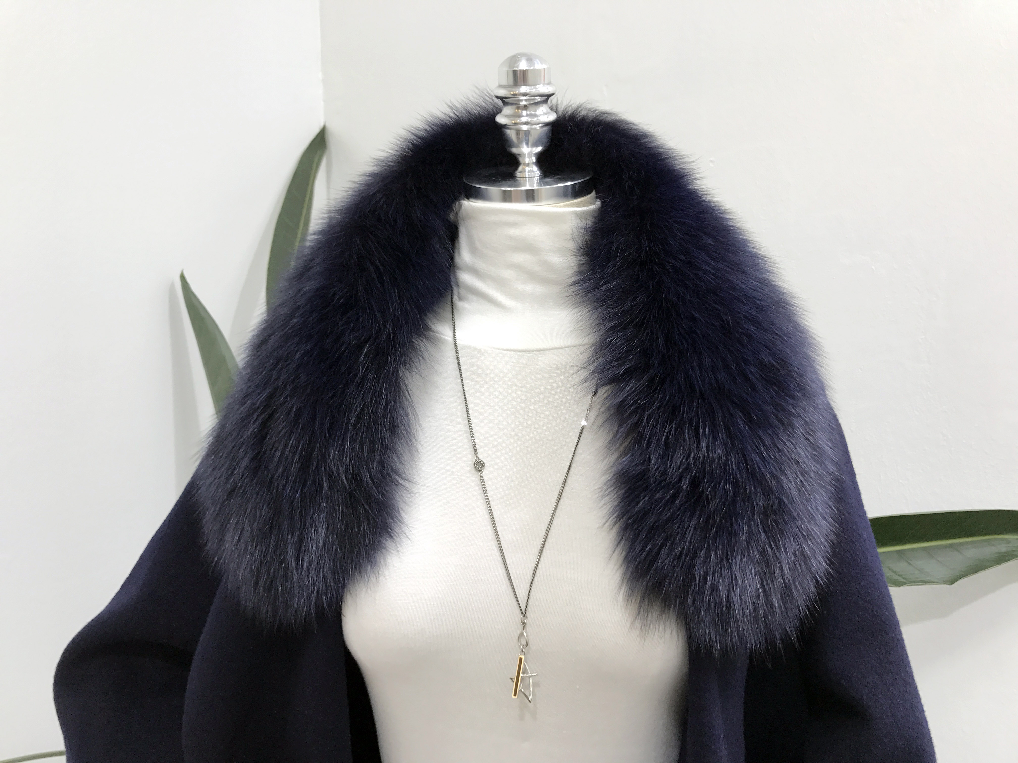 Free Shipping Premium Saga Fox Real Puff Muffler U