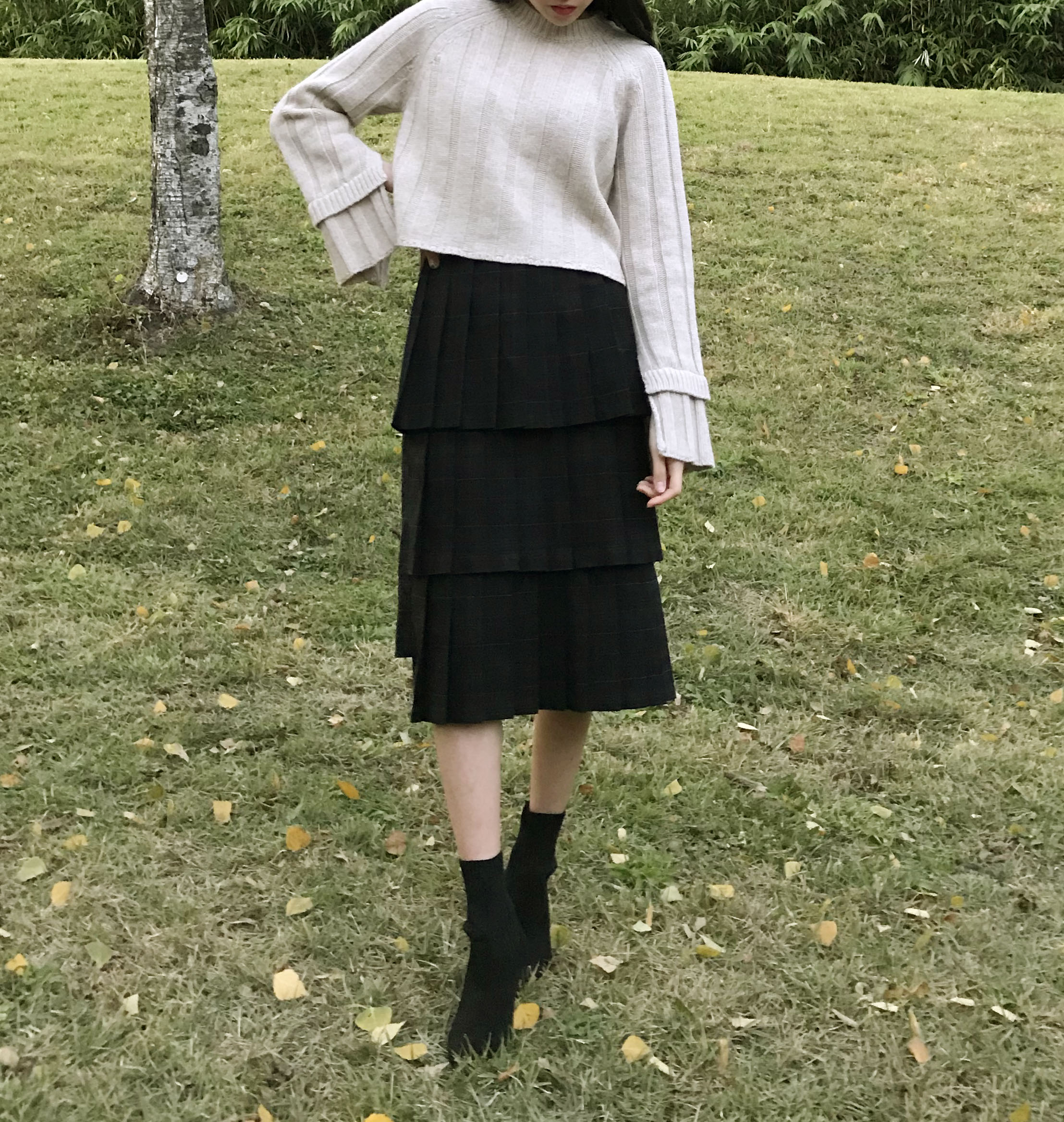 Instant mood check Kankan Long skirt Navy wrinkle 