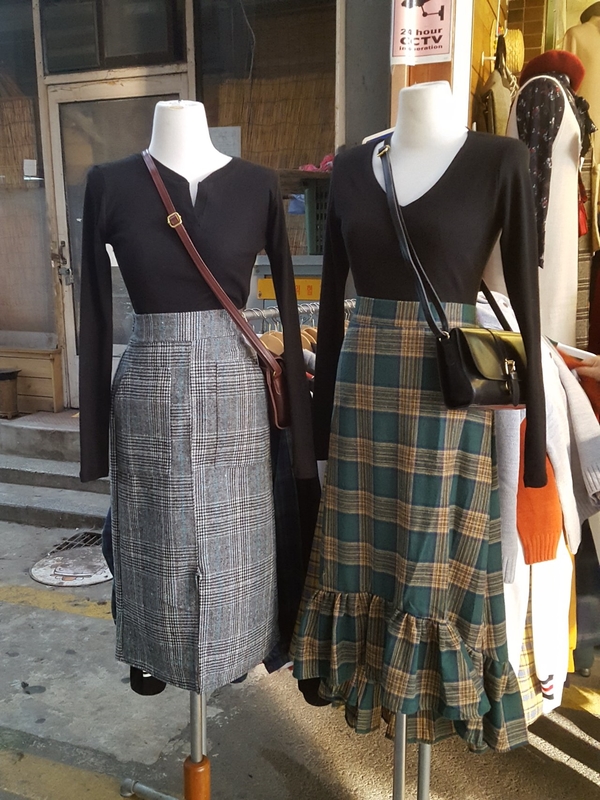 Front Glen check pocket Long skirt H. long skirt