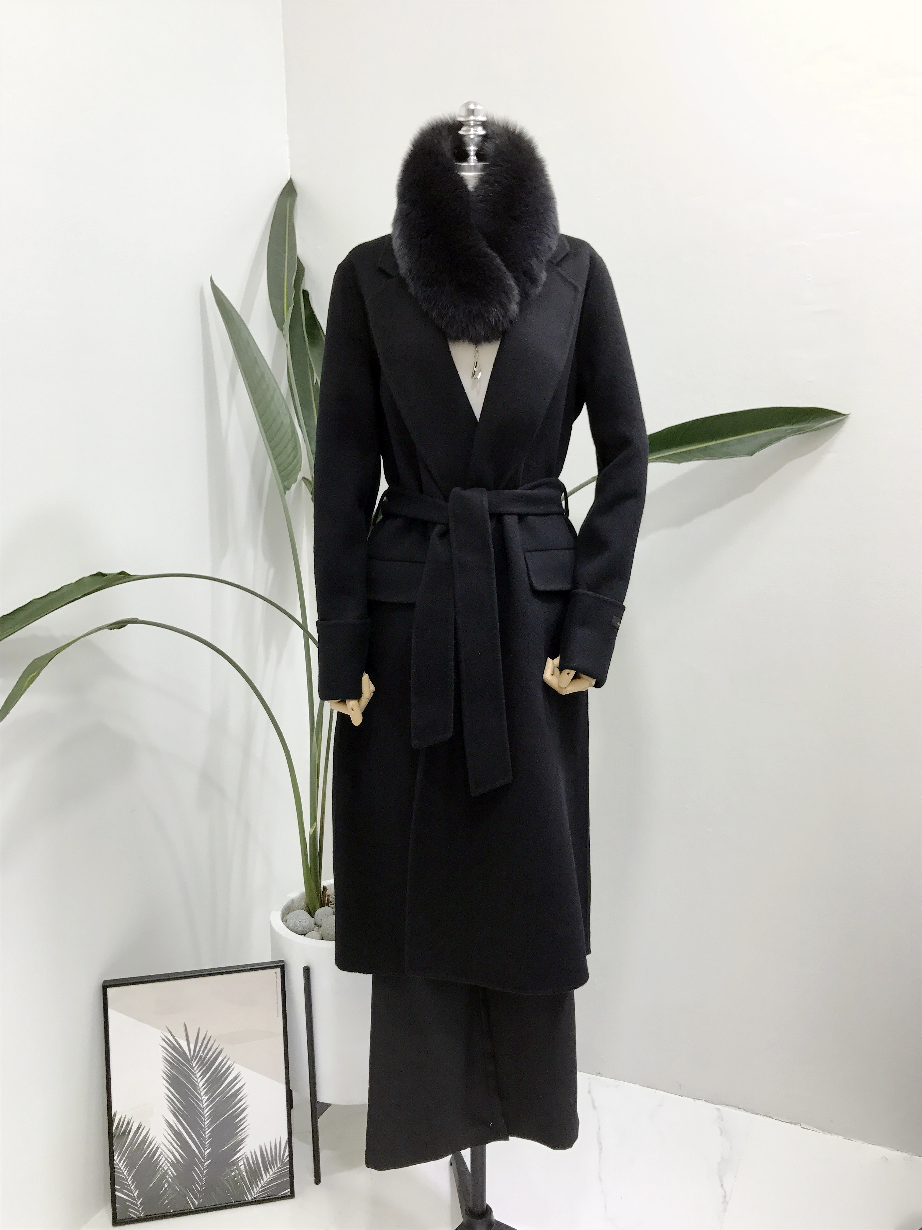 Free Shipping Premium Saga Fox Real Puff Muffler U