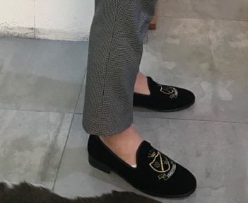 Embroidered velvet shoes Luxurious, luxurious, sty