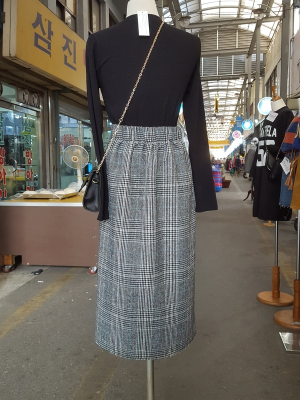 Front Glen check pocket Long skirt H. long skirt