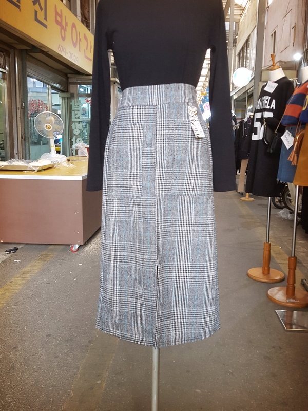 Front Glen check pocket Long skirt H. long skirt