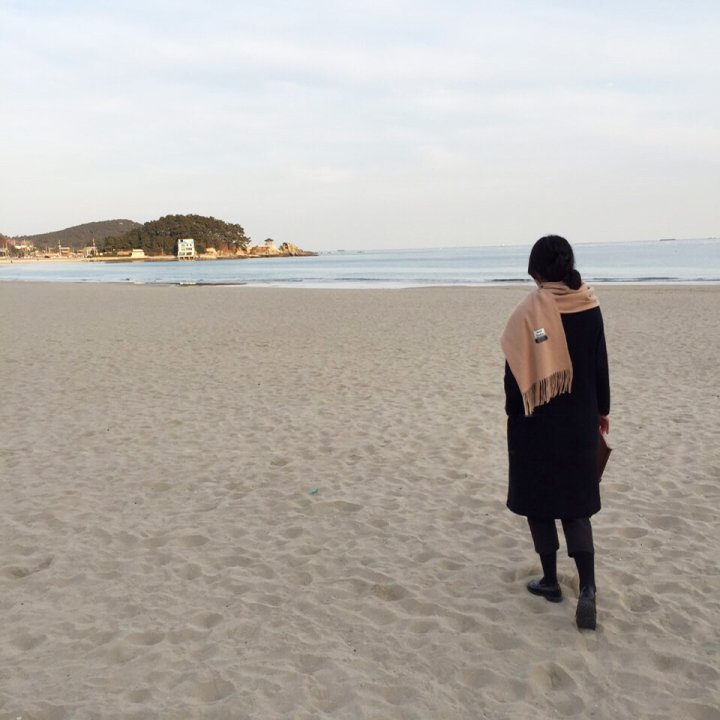 Akane Canada Scarf 100% Virgin Wool