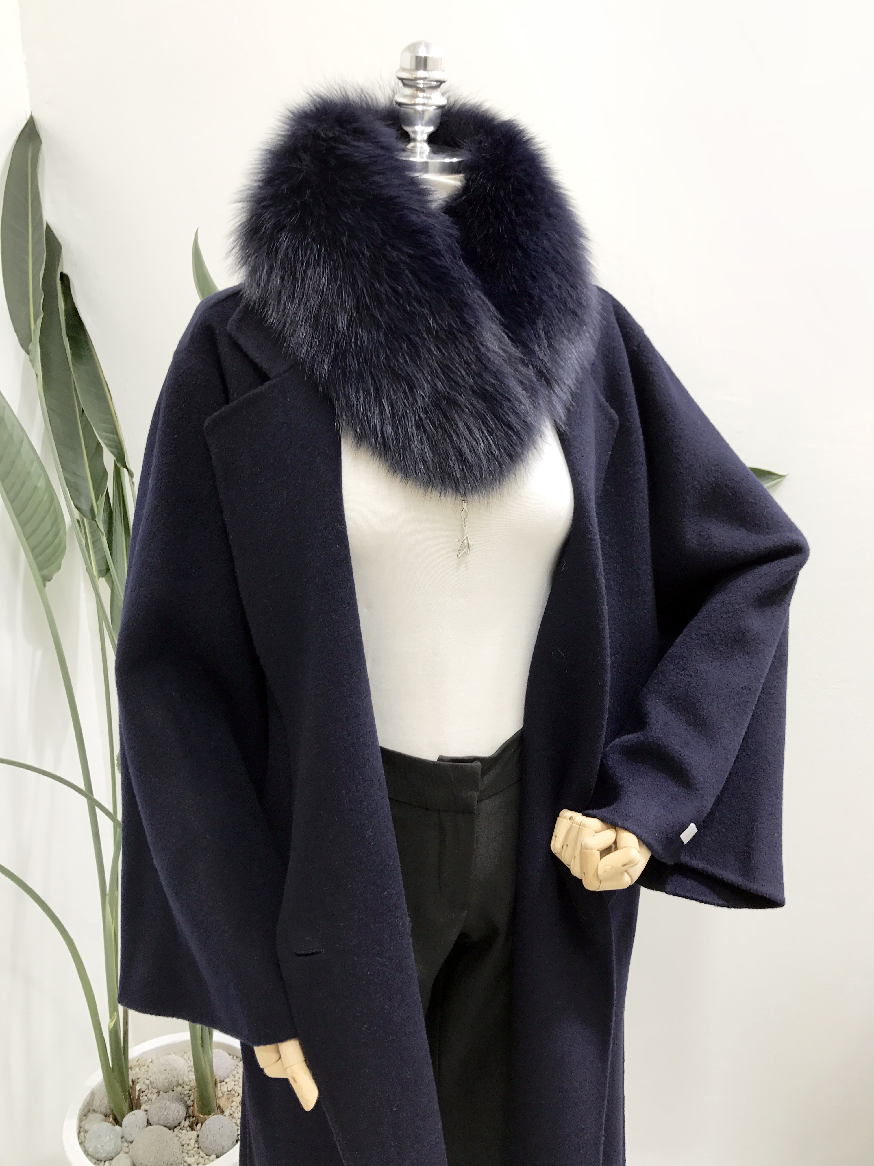 Free Shipping Premium Saga Fox Real Puff Muffler U