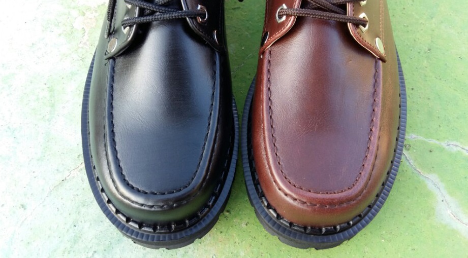 Each one has a popular two-color 4CM luxury shoes 