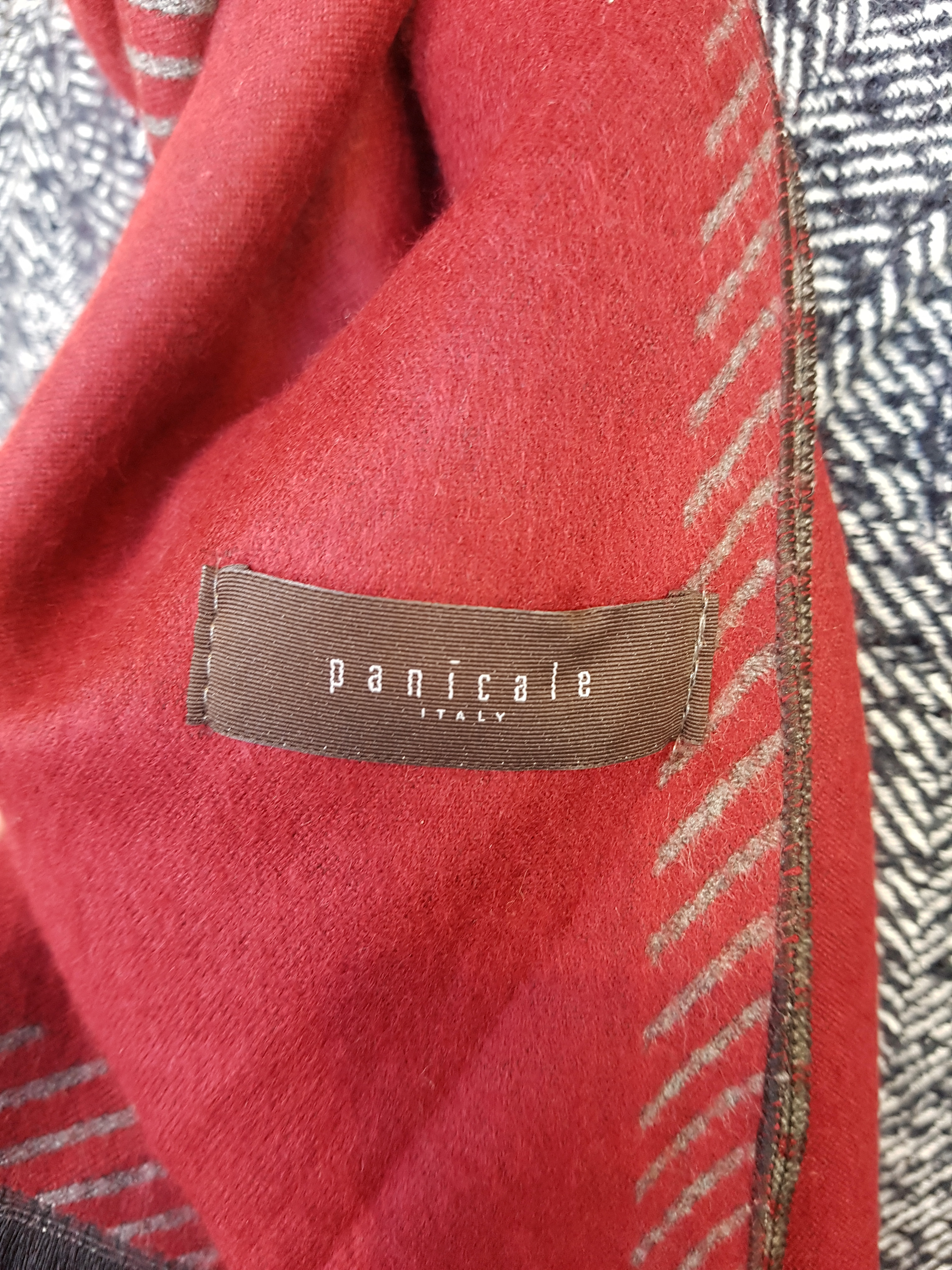 Soft imported direct wool red two-tone muffler - Y