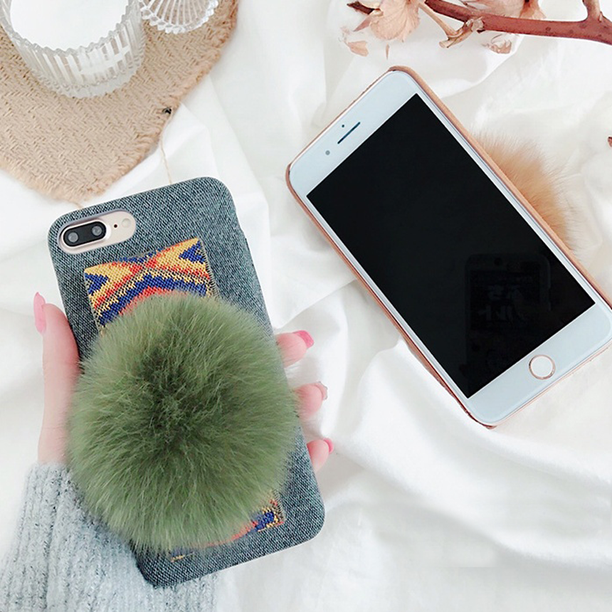 Lana iPhone 8 Pom foam case plus strap card embroi