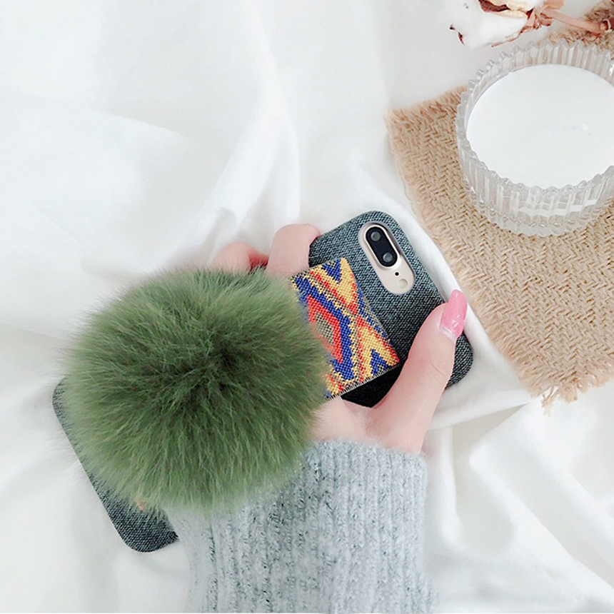 Lana iPhone 8 Pom foam case plus strap card embroi