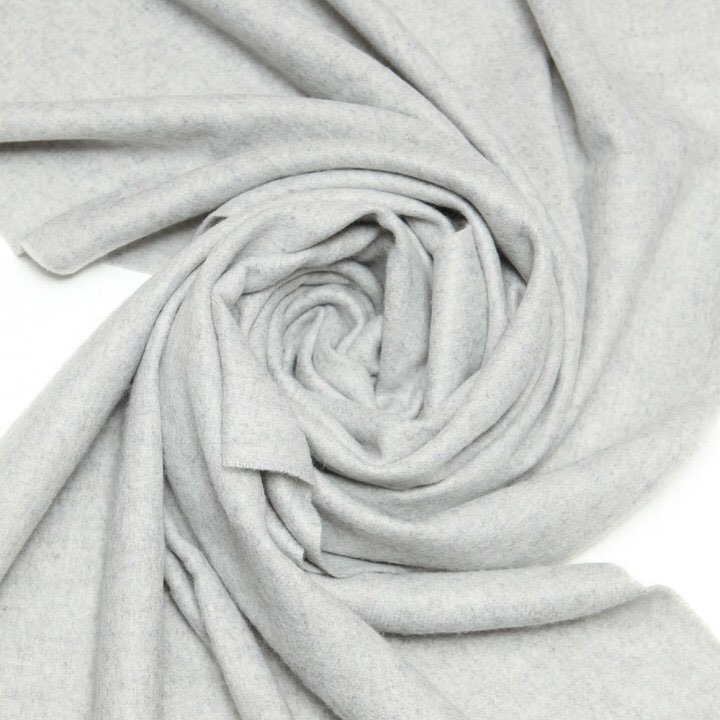 Akne muffler 5color Vivid color Unusual luxury loo