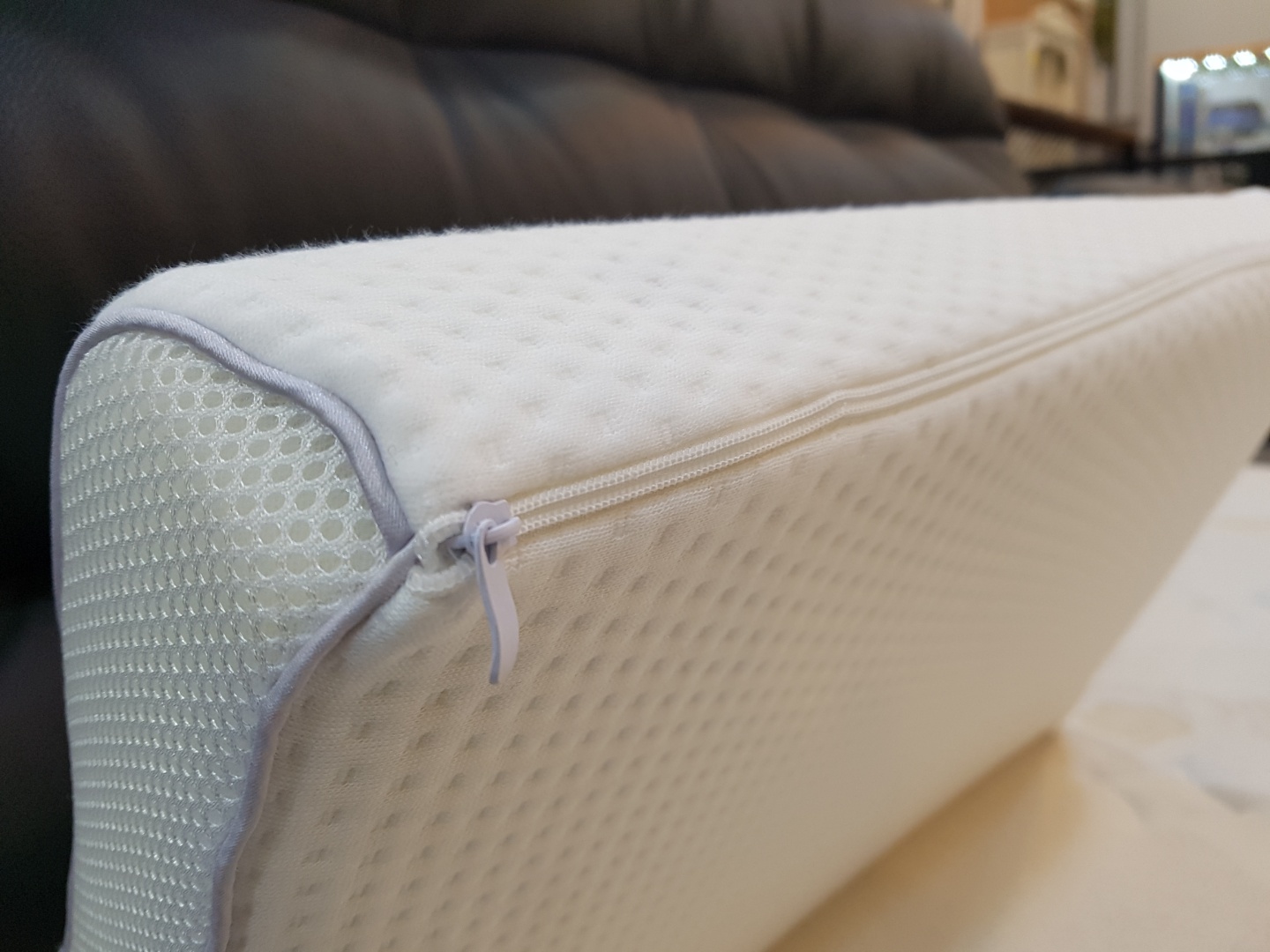 Basic form memory foam sleeping pillow for healthy