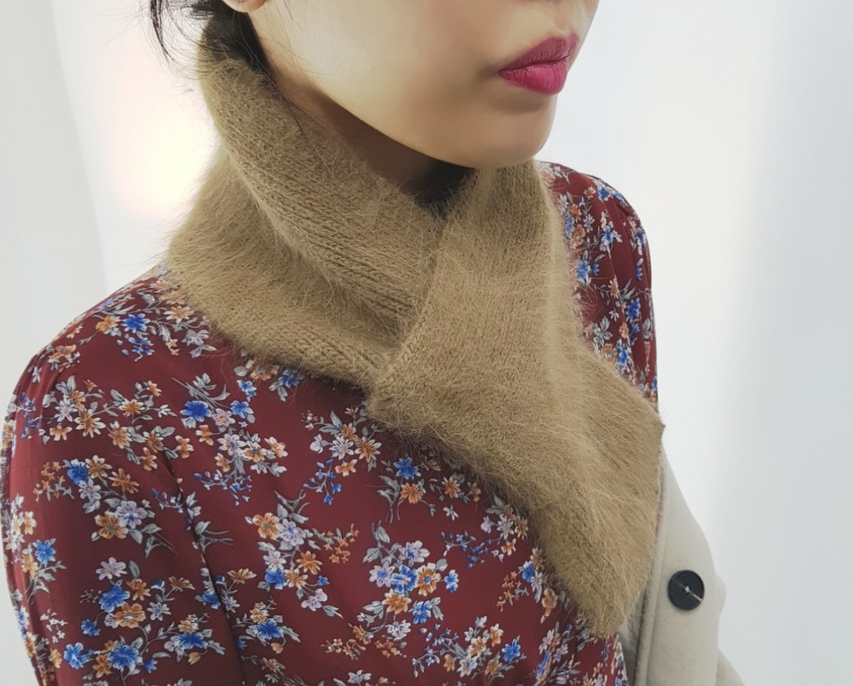 Angora muffler woman Fall winter coordination 2017