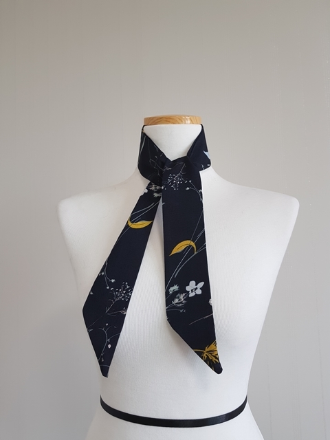 FREE Shipping. Rex Rabbit Whistle Willy Point Peti