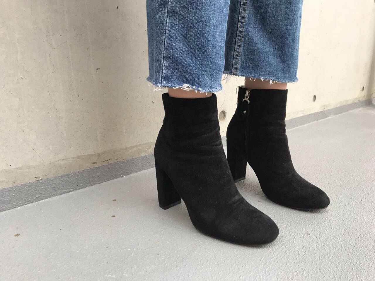 Suede Angle Trends Styling Girl Crush Look Ganji S