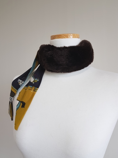 FREE Shipping. Rex Rabbit Whistle Willy Point Peti