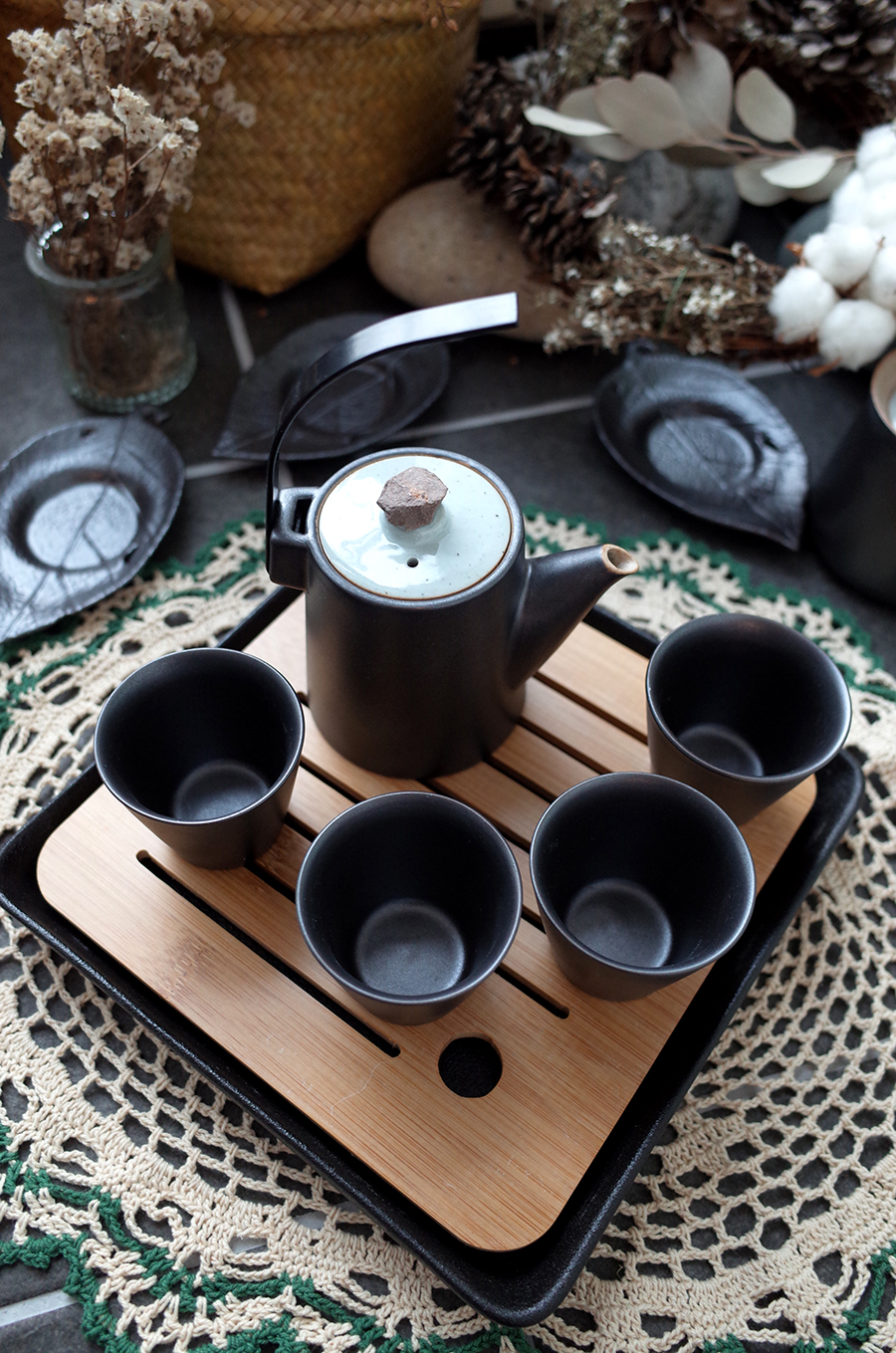 Blanche Dark brown Classic small stone Green tea p