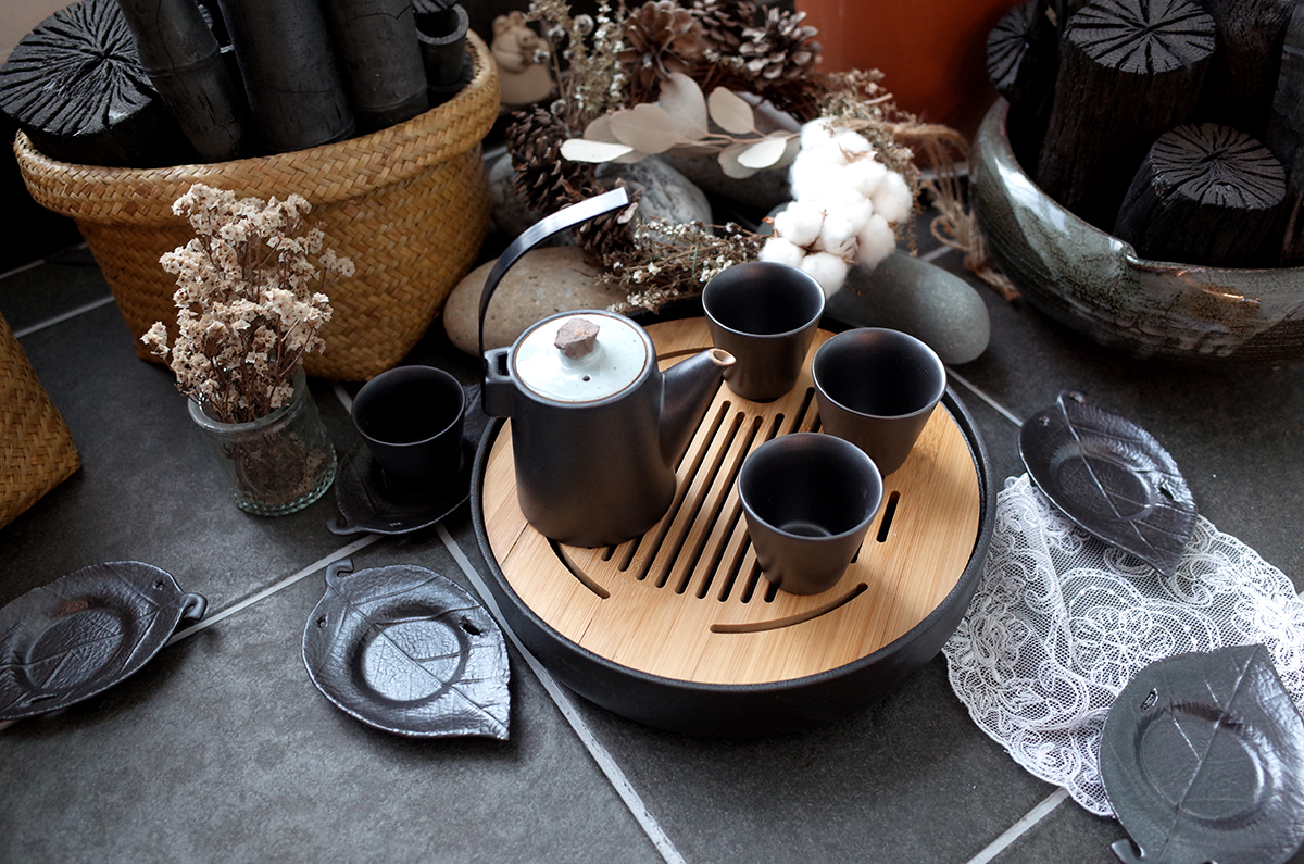 Blanche Dark brown Classic small stone Green tea p