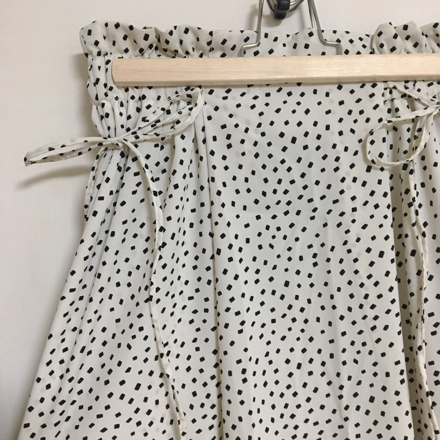 French Chiffon Long Dot Skirt 30's Female Guest