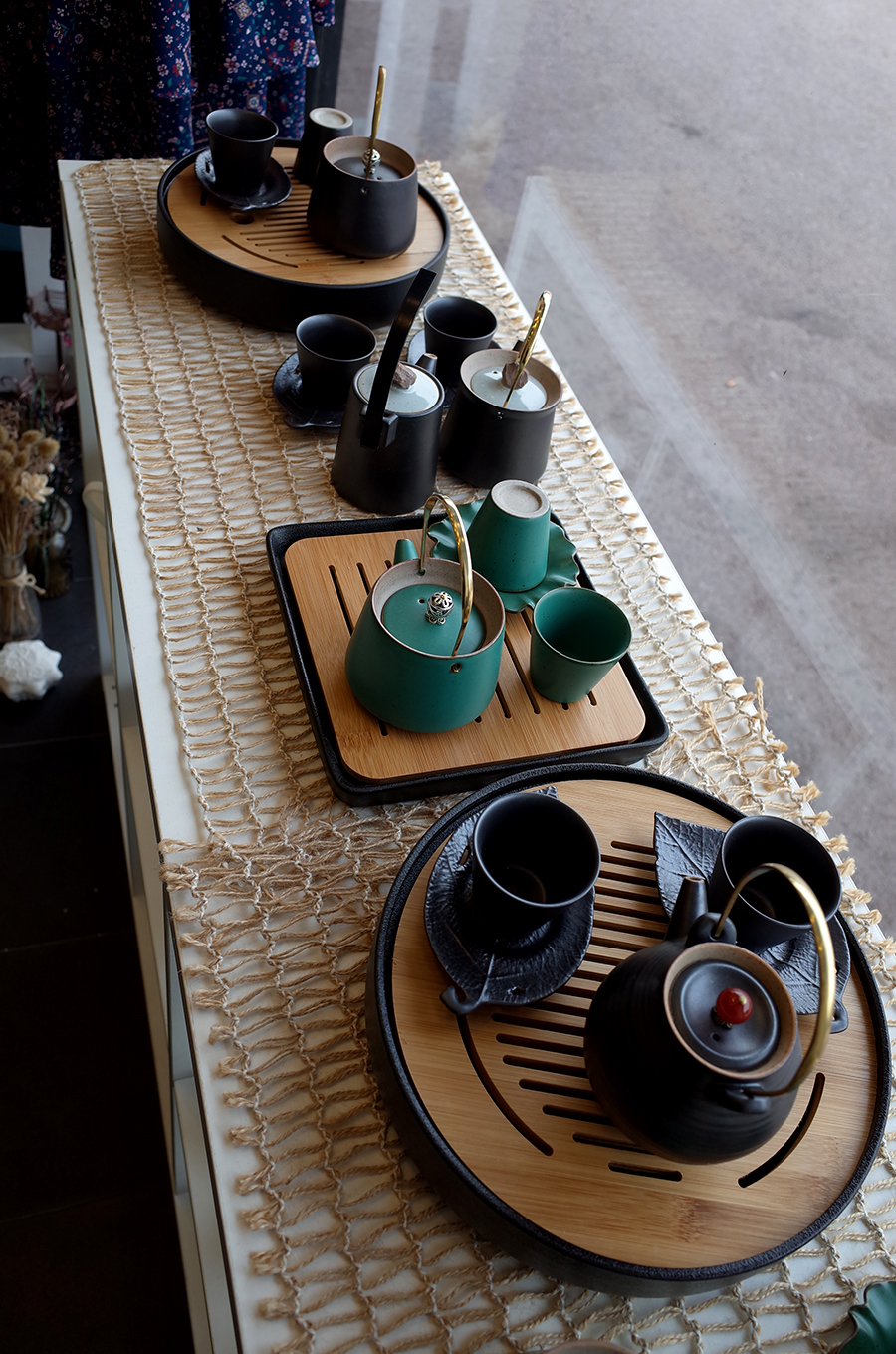 Blanche Dark brown Classic small stone Green tea p