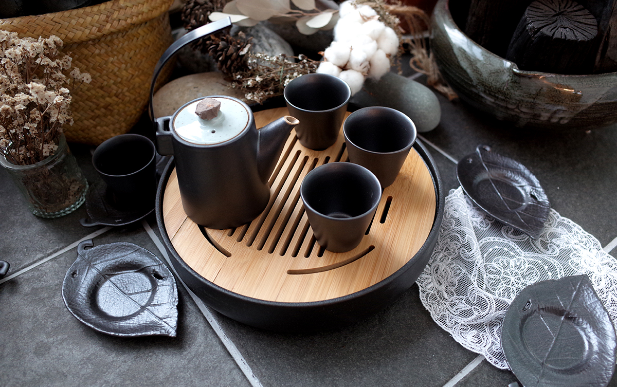 Blanche Dark brown Classic small stone Green tea p