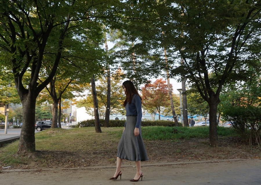 Female knit pleated pleated skirt Long coordinated