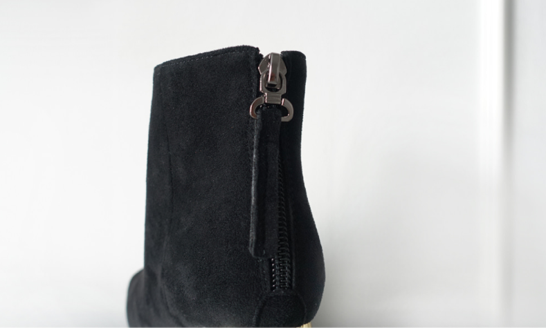 Suede point-heeled gold angle boots Daily look Coo