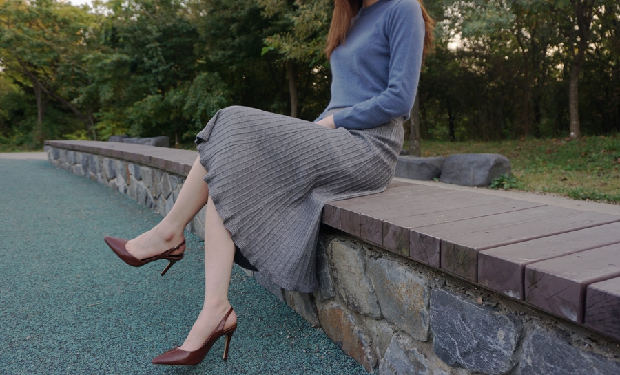 Female knit pleated pleated skirt Long coordinated