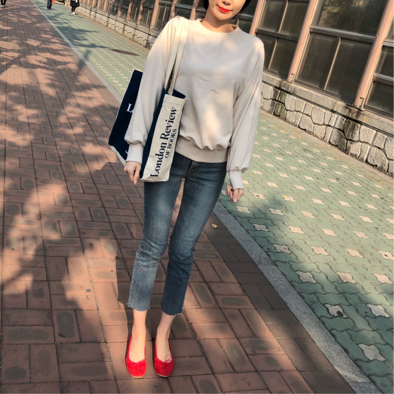 London Echo Back Fast Reviews of Books Green Navy 