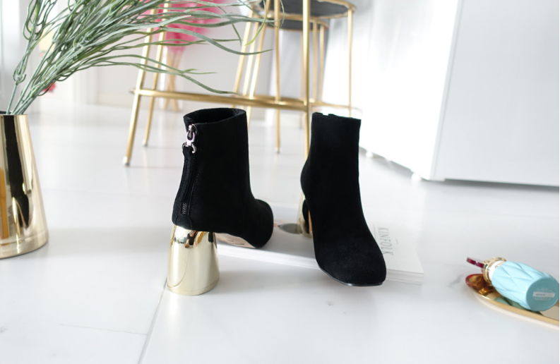 Suede point-heeled gold angle boots Daily look Coo