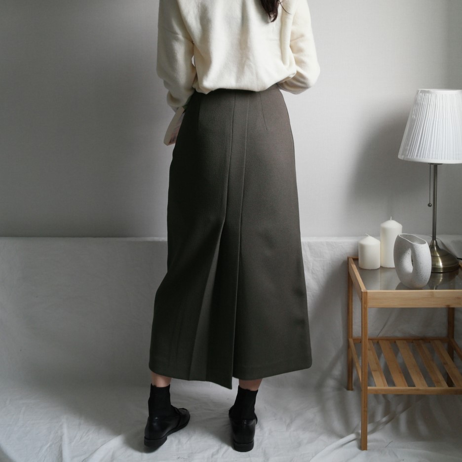 Minnipul Winter Silk Long Skirt Khaki, Black, Whit