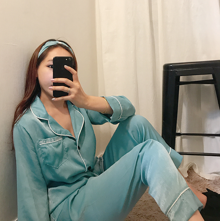 Free Shipping sexy silk pajamas set of seven pajam