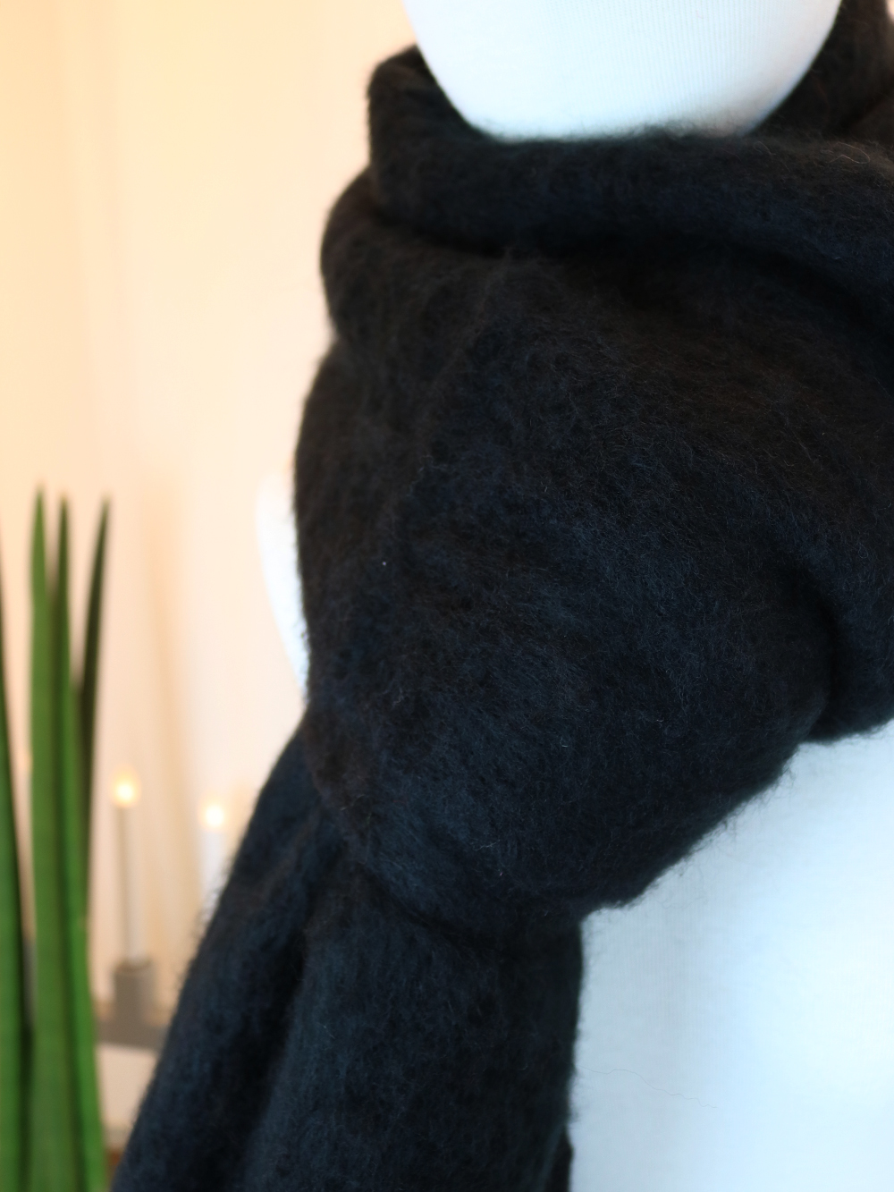 Mouton Vivid Cashmere Shawl Muffler 3colors Luxuri