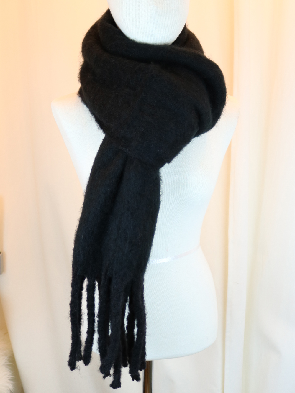 Mouton Vivid Cashmere Shawl Muffler 3colors Luxuri