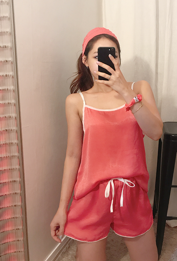 Free Shipping sexy silk pajamas set of seven pajam