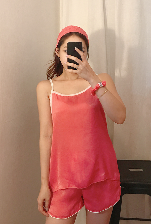 Free Shipping sexy silk pajamas set of seven pajam