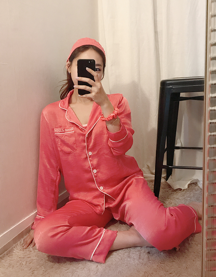 Free Shipping sexy silk pajamas set of seven pajam