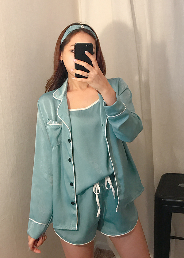 Free Shipping sexy silk pajamas set of seven pajam