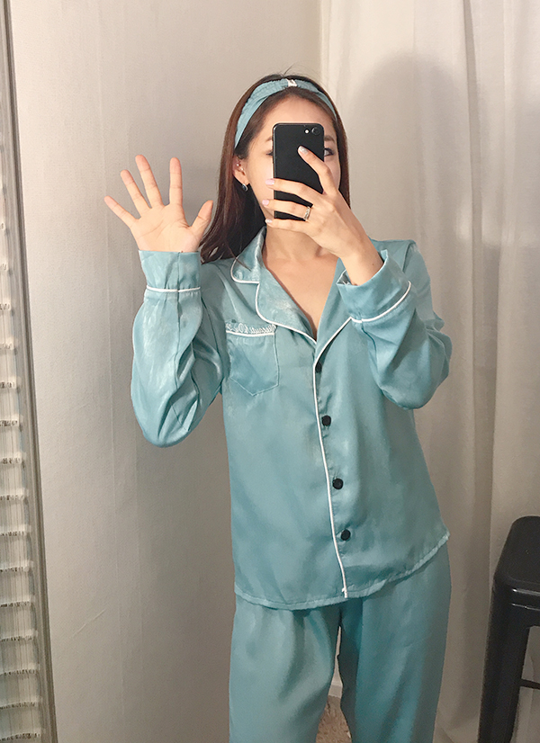 Free Shipping sexy silk pajamas set of seven pajam