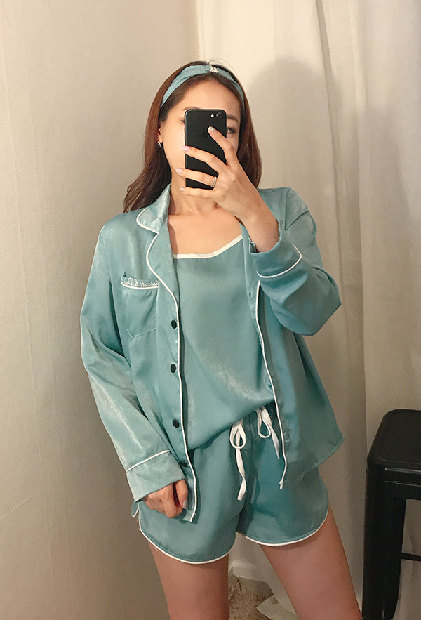 Free Shipping sexy silk pajamas set of seven pajam