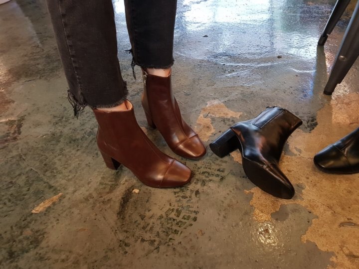 5355 Time Cutting Bending Angle Short Boots Casual