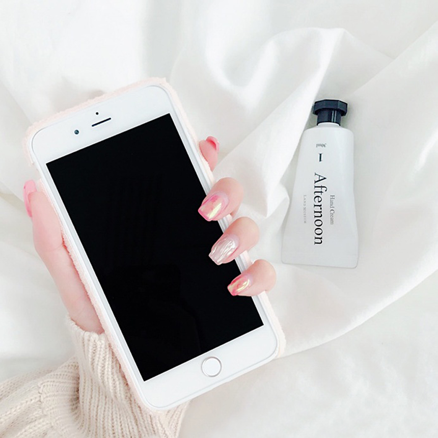 Chicks iPhone 8 Winter Case Plus Strap Card Holder