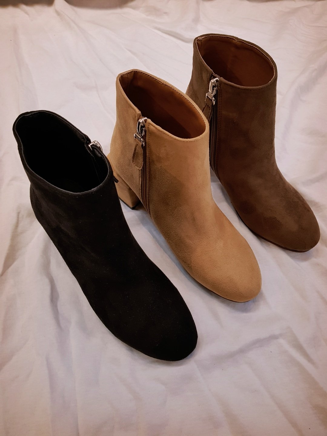 Suede Basic Angle Boots